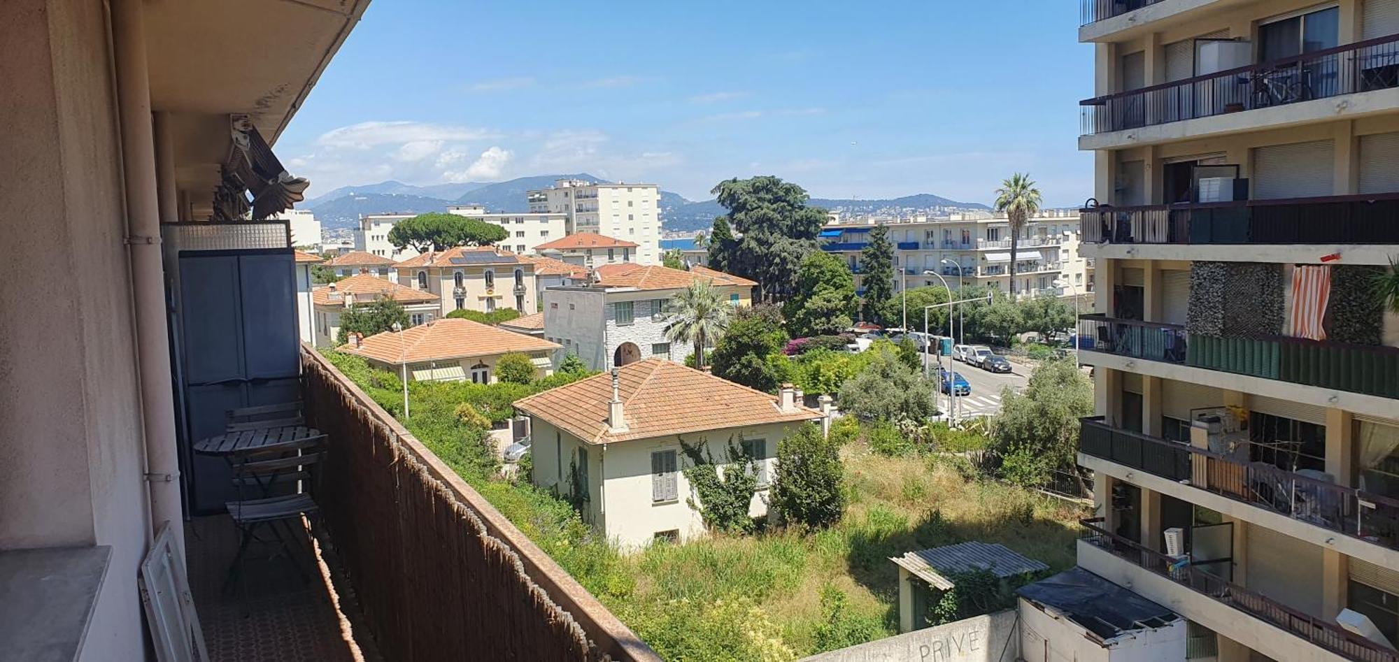 Appartement Au Calme Et 2 Pas De La